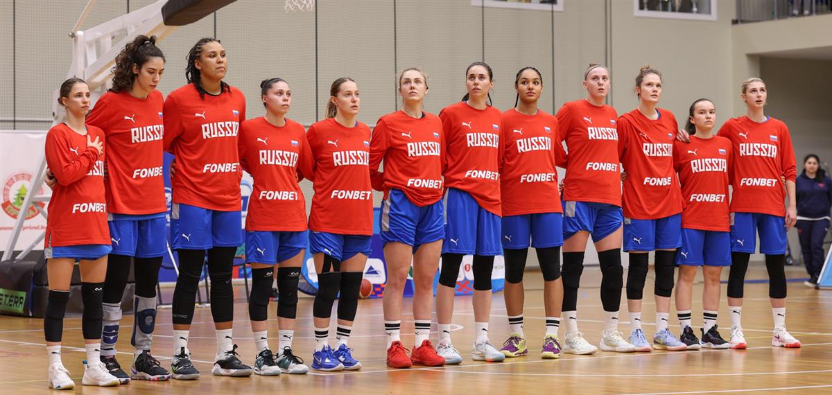 Женская сборная России уступила Беларуси